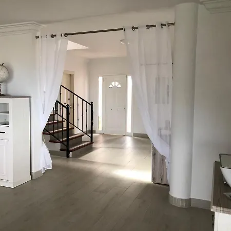 Marianna Con Piscina Climatizada Y Barbacoa Vila *