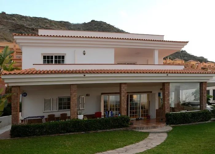 Marianna Con Piscina Climatizada Y Barbacoa Costa Adeje (Tenerife)