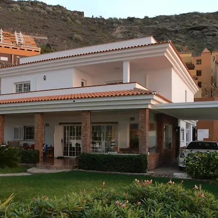 Marianna Con Piscina Climatizada Y Barbacoa Costa Adeje (Tenerife)