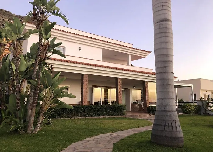 Marianna Con Piscina Climatizada Y Barbacoa Costa Adeje (Tenerife)