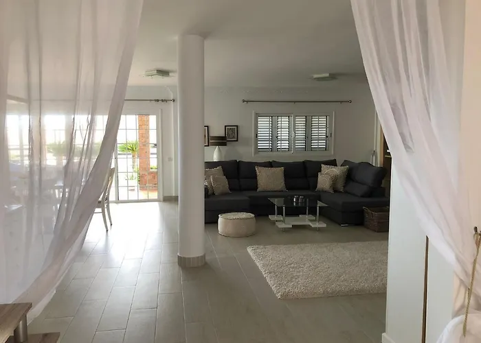 Marianna Con Piscina Climatizada Y Barbacoa * Costa Adeje (Tenerife)